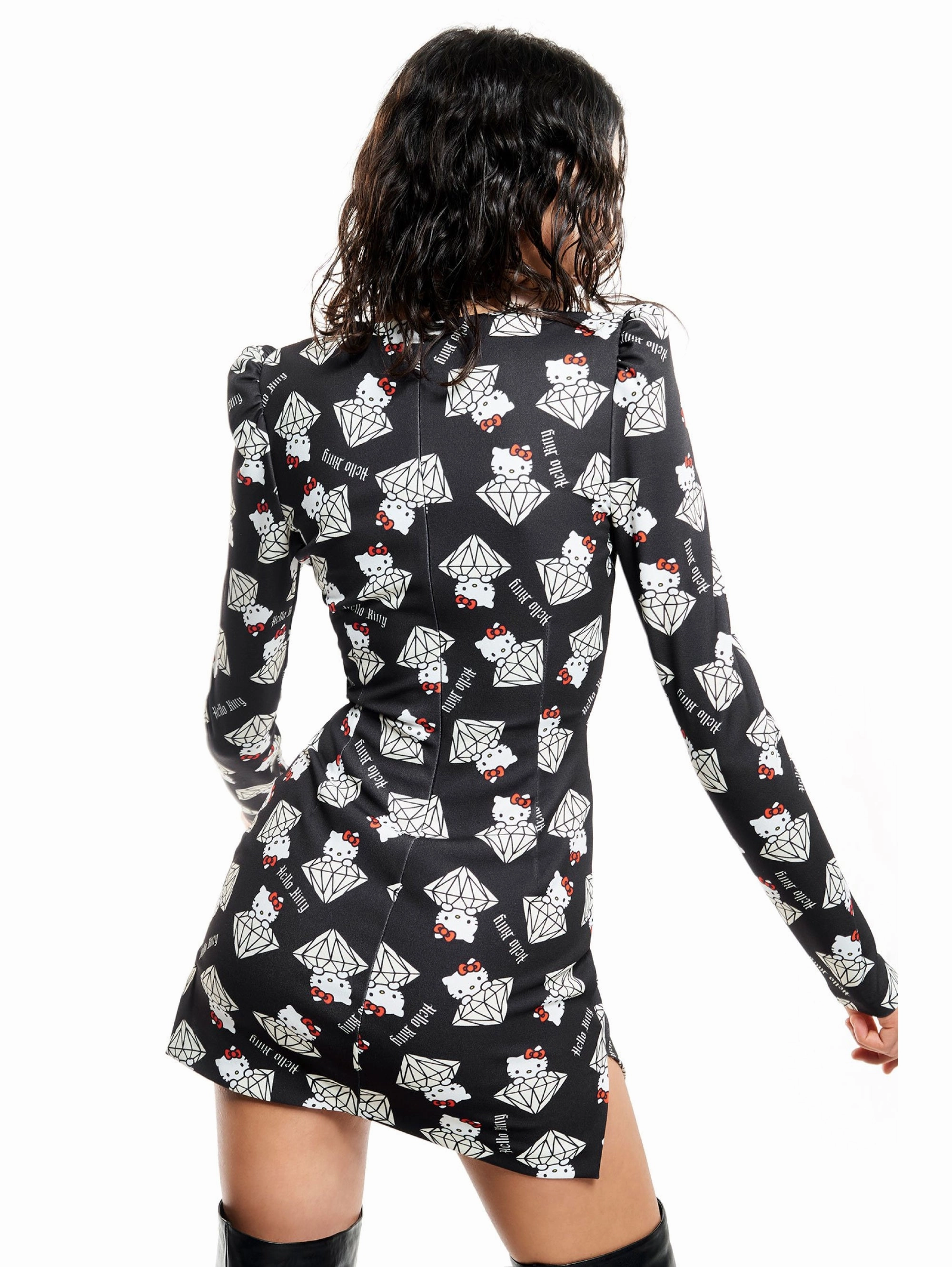 Black Kitty Print Dress with Curl