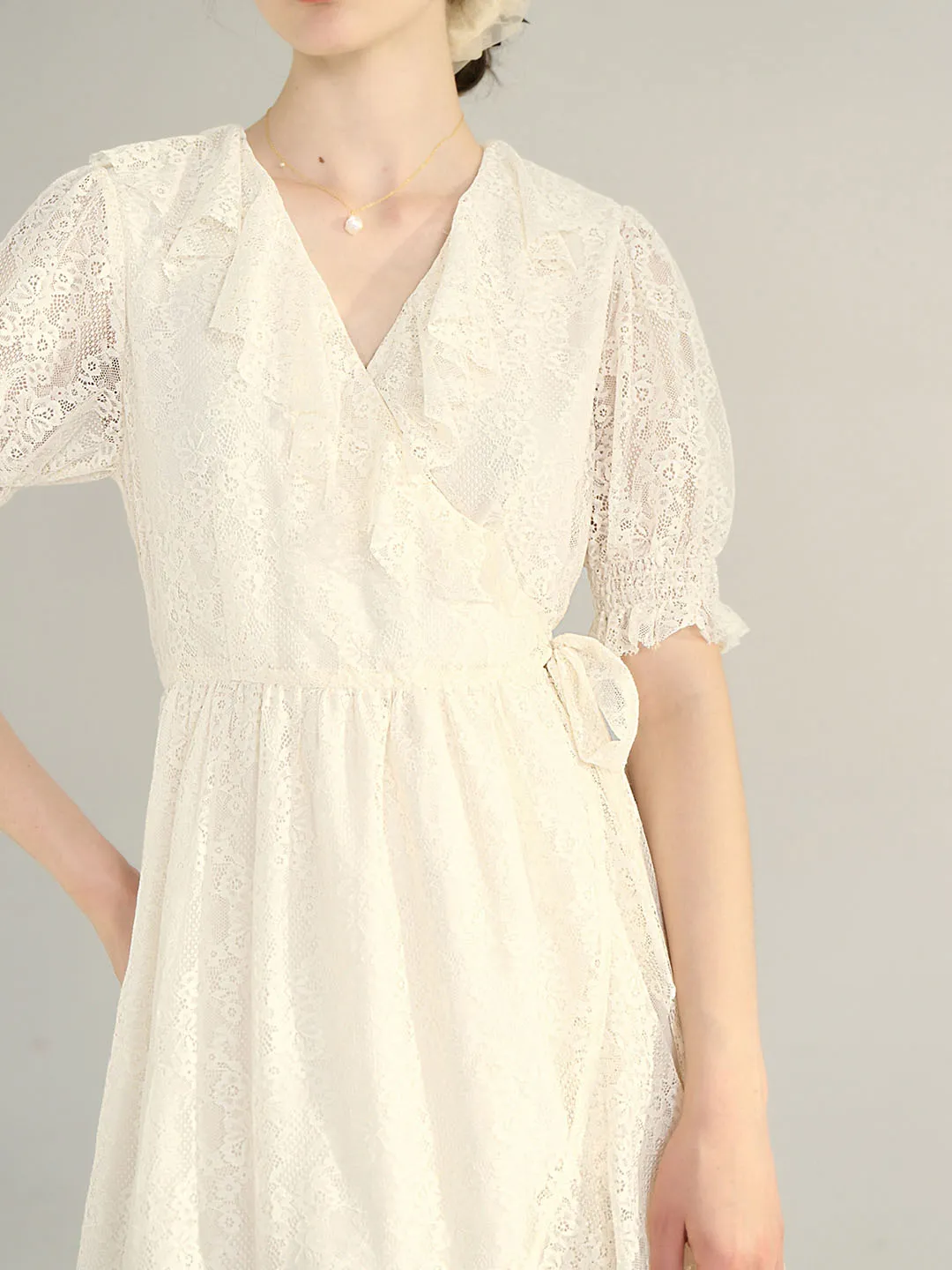 【Final Sale】Emberlynn V Neck Puff Sleeve Lace Dress