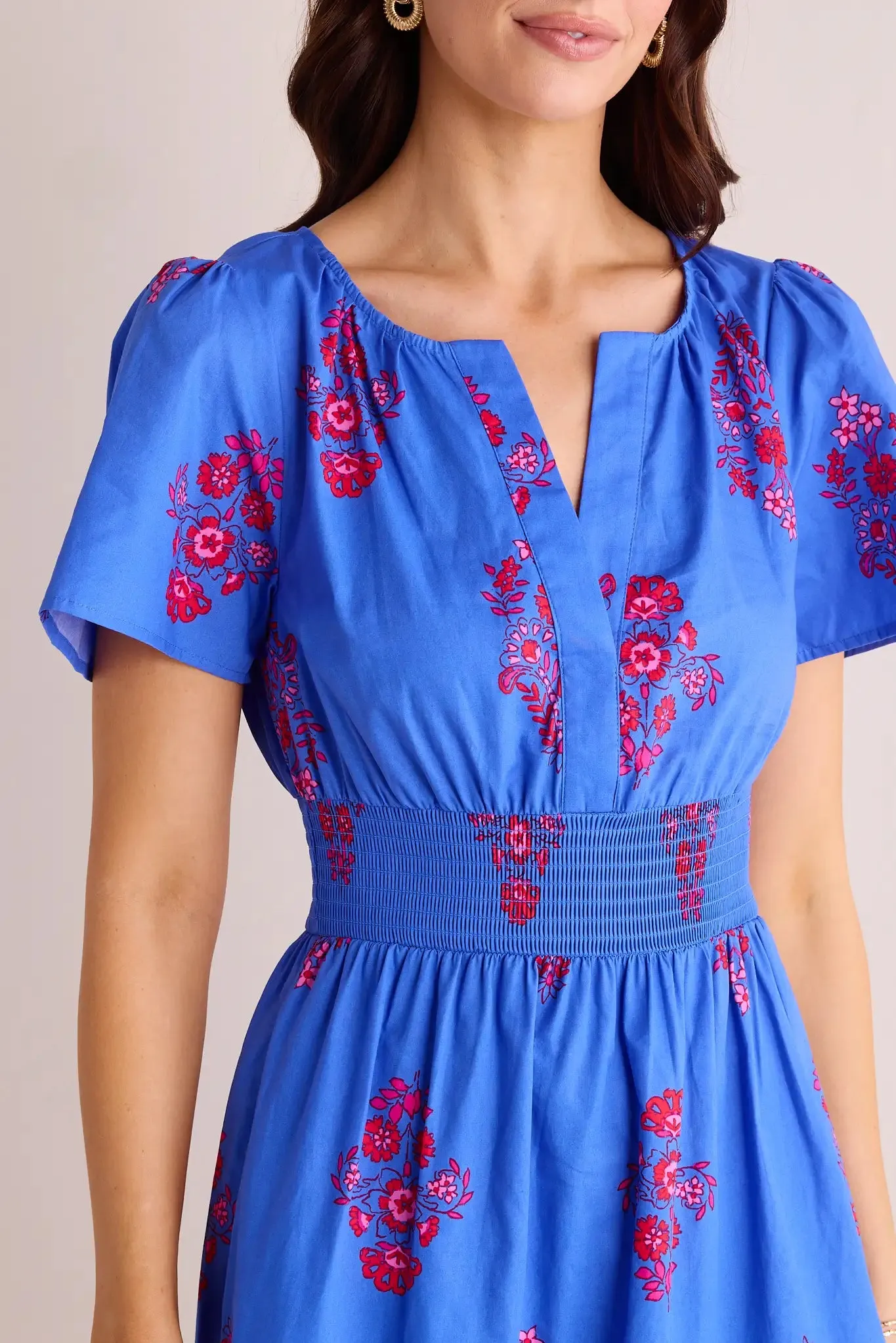 Laris Dress