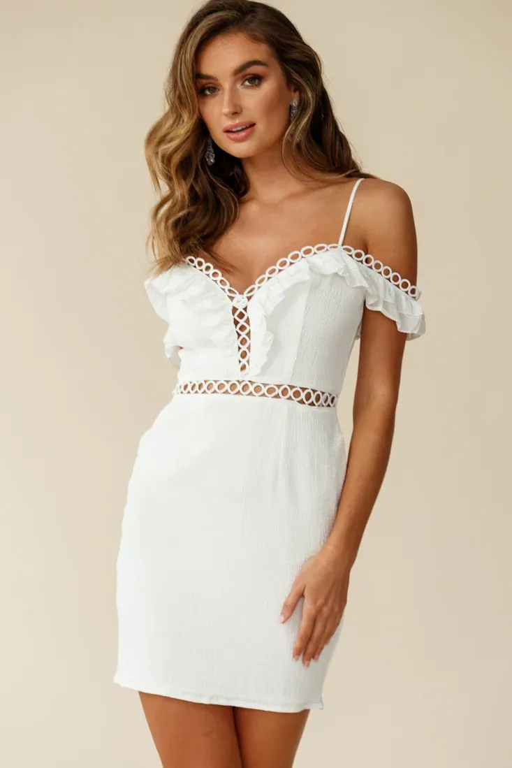 Laylani Frill-Trimmed Sweetheart Neckline Bodycon Dress White